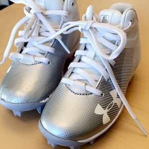 Kids Under Armour Football Cleats. Authentic Collection